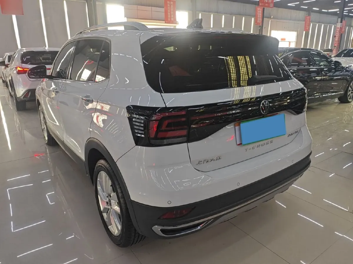 2023 Volkswagen T-Cross 1.5T 160HP L4 7DCT,autocango,china used car exporter,china ev exporter,chinese used car exporter,chinese used ev exporter