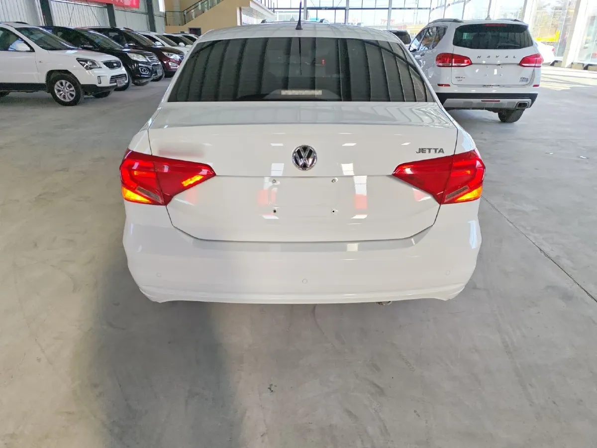 2019 Volkswagen Santana 1.5L 110HP L4 5MT,autocango,china used car exporter,china ev exporter,chinese used car exporter,chinese used ev exporter