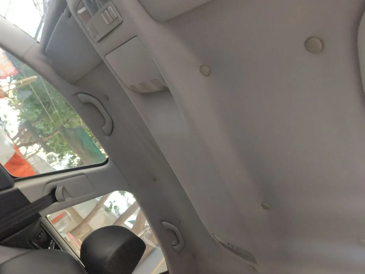 2012 Skoda Octavia 1.6L 105HP L4 6AT,autocango,china used car exporter,china ev exporter,chinese used car exporter,chinese used ev exporter