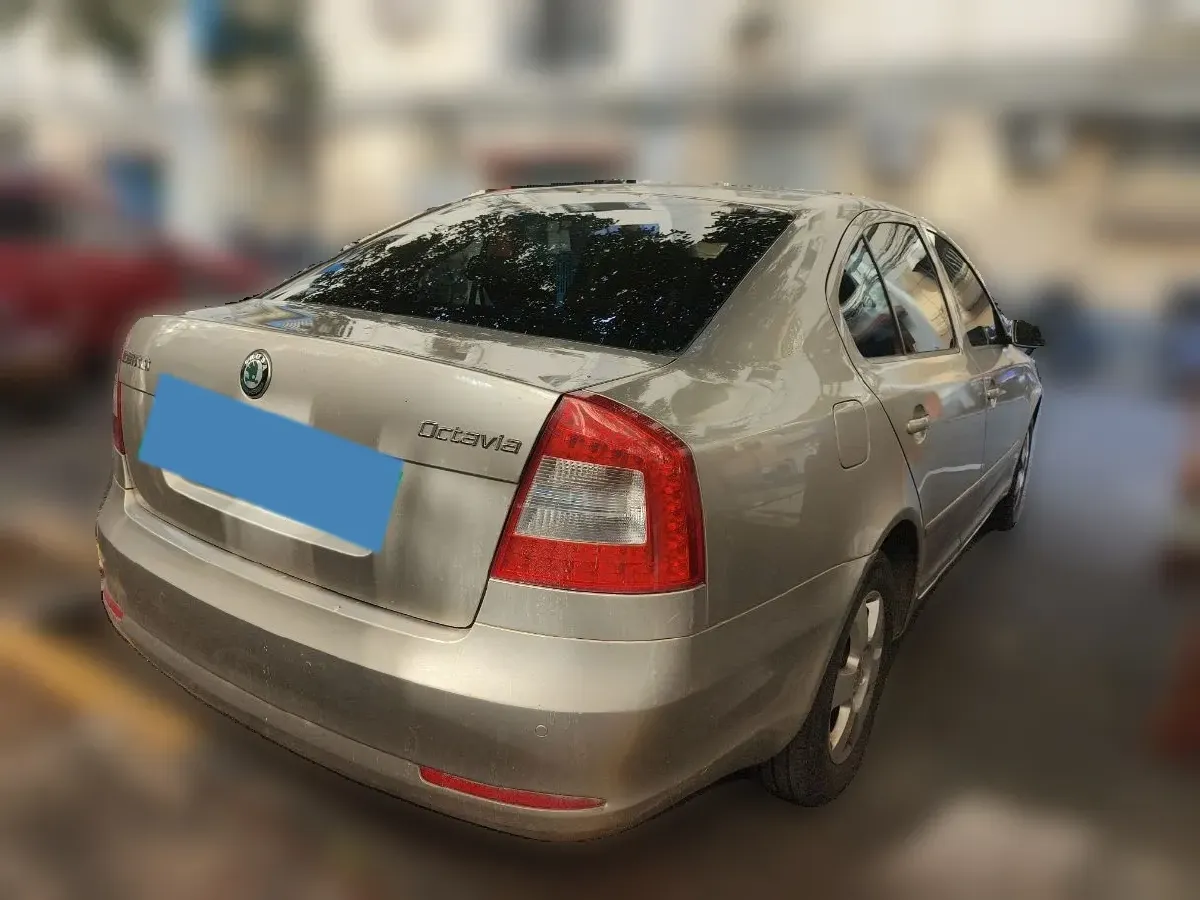 2012 Skoda Octavia 1.6L 105HP L4 6AT,autocango,china used car exporter,china ev exporter,chinese used car exporter,chinese used ev exporter