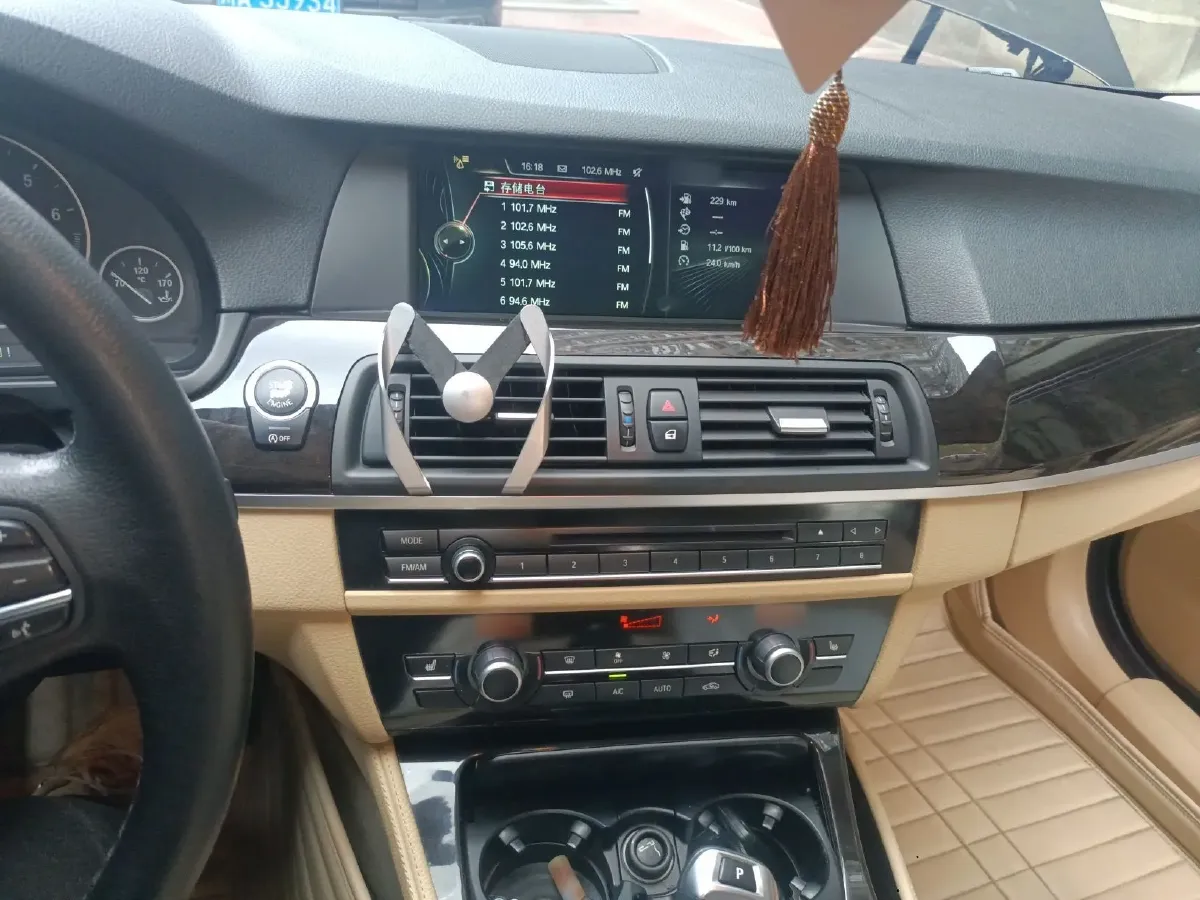 2013 BMW 5 Series 2.0T 218HP L4 8AT,autocango,china used car exporter,china ev exporter,chinese used car exporter,chinese used ev exporter