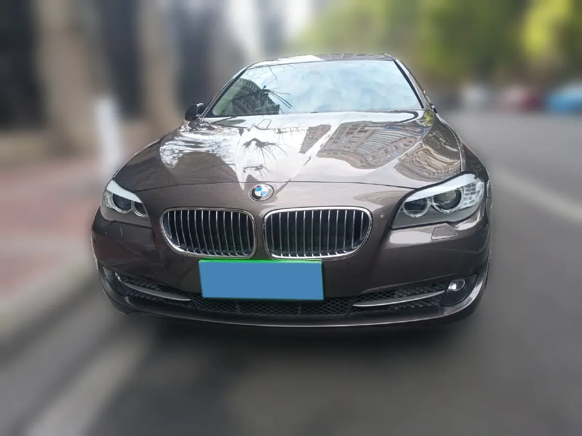 2013 BMW 5 Series 2.0T 218HP L4 8AT,autocango,china used car exporter,china ev exporter,chinese used car exporter,chinese used ev exporter