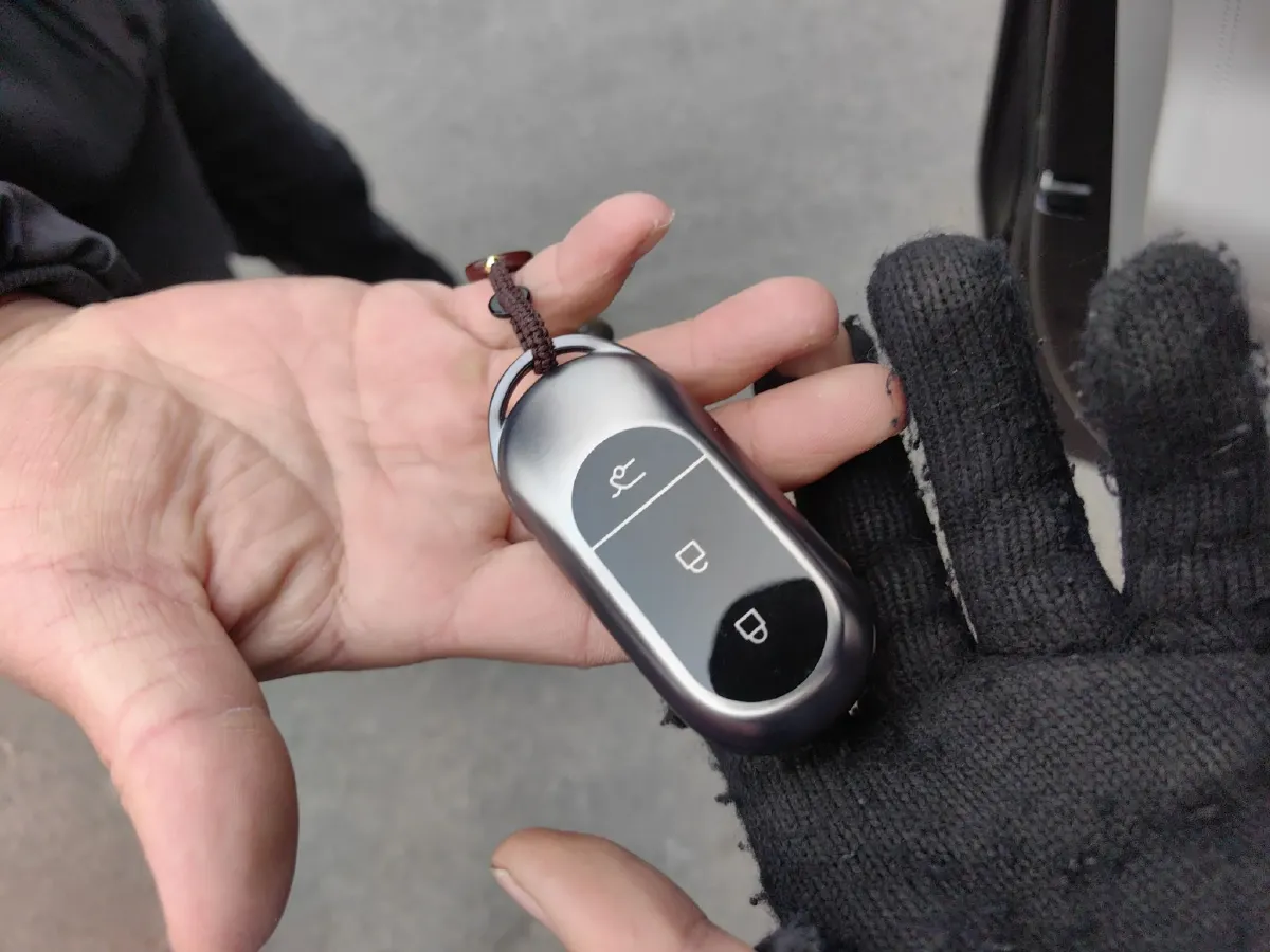 2025 Leapmotor B10 BEV 56.2KWH,autocango,china used car exporter,china ev exporter,chinese used car exporter,chinese used ev exporter