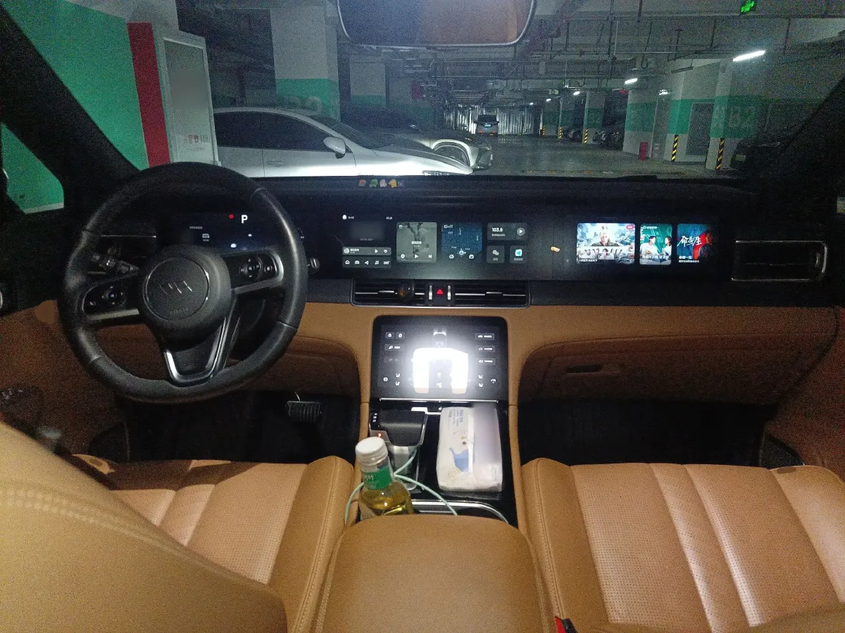 2021 Li ONE Range Extended 131HP REEV 40.5KWH,autocango,china used car exporter,china ev exporter,chinese used car exporter,chinese used ev exporter