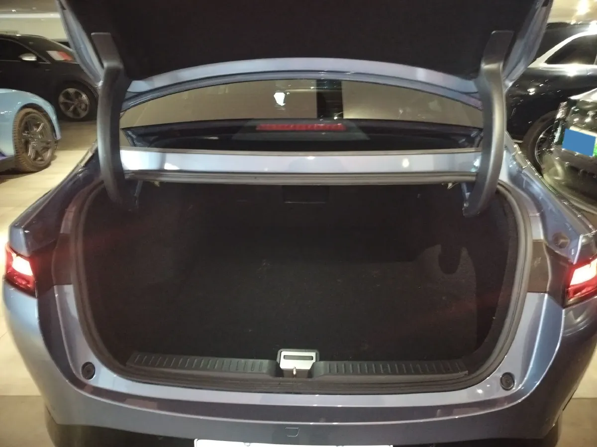 2022 Xpeng P5 BEV 66.2KWH,autocango,china used car exporter,china ev exporter,chinese used car exporter,chinese used ev exporter