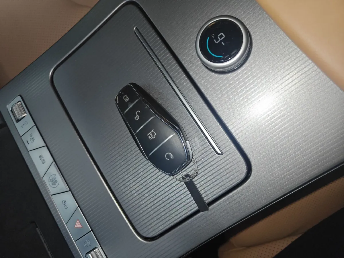 2025 BYD HanL BEV,autocango,china used car exporter,china ev exporter,chinese used car exporter,chinese used ev exporter