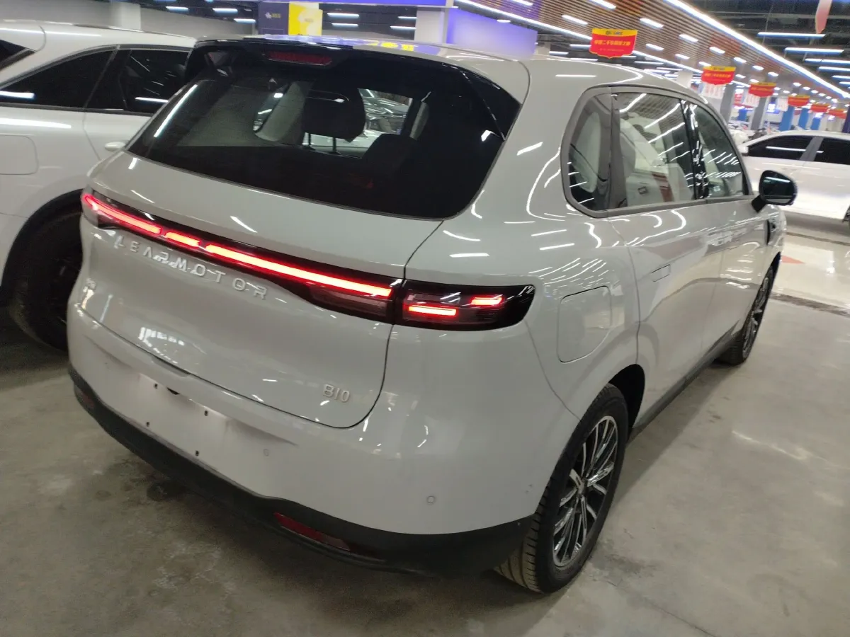 2025 Leapmotor B10 BEV 56.2KWH,autocango,china used car exporter,china ev exporter,chinese used car exporter,chinese used ev exporter