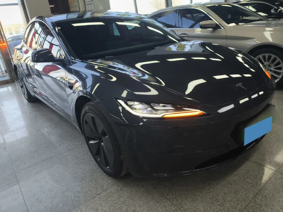 2025 Tesla Model 3 BEV 62.5KWH,autocango,china used car exporter,china ev exporter,chinese used car exporter,chinese used ev exporter