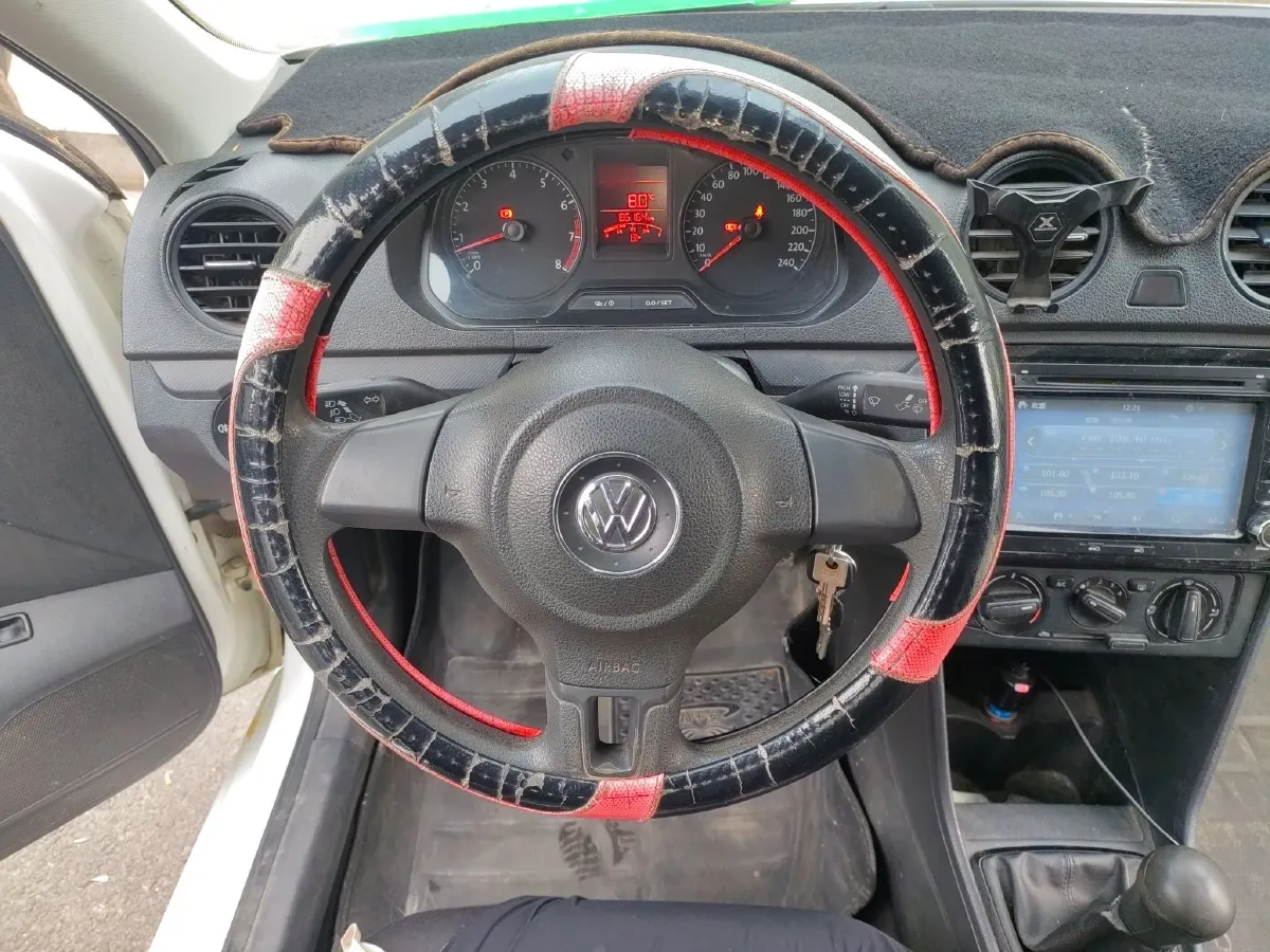 2015 Volkswagen Jetta 1.4L 90HP L4 5MT,autocango,china used car exporter,china ev exporter,chinese used car exporter,chinese used ev exporter