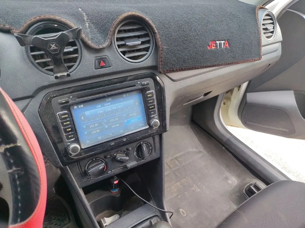 2015 Volkswagen Jetta 1.4L 90HP L4 5MT,autocango,china used car exporter,china ev exporter,chinese used car exporter,chinese used ev exporter