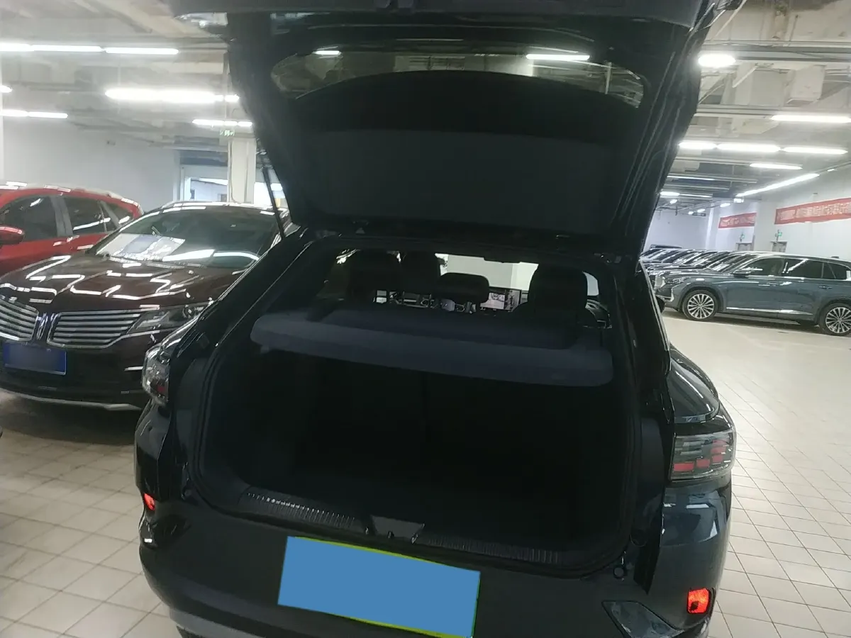 2025 Volkswagen ID.4 Crozz BEV 55.7KWH,autocango,china used car exporter,china ev exporter,chinese used car exporter,chinese used ev exporter