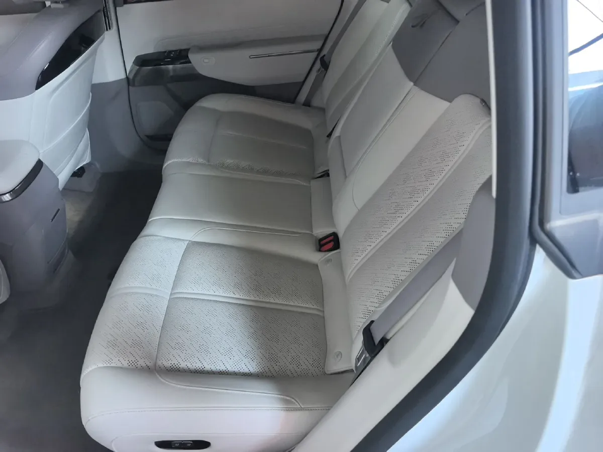 2025 Zeekr 7X BEV 75KWH,autocango,china used car exporter,china ev exporter,chinese used car exporter,chinese used ev exporter