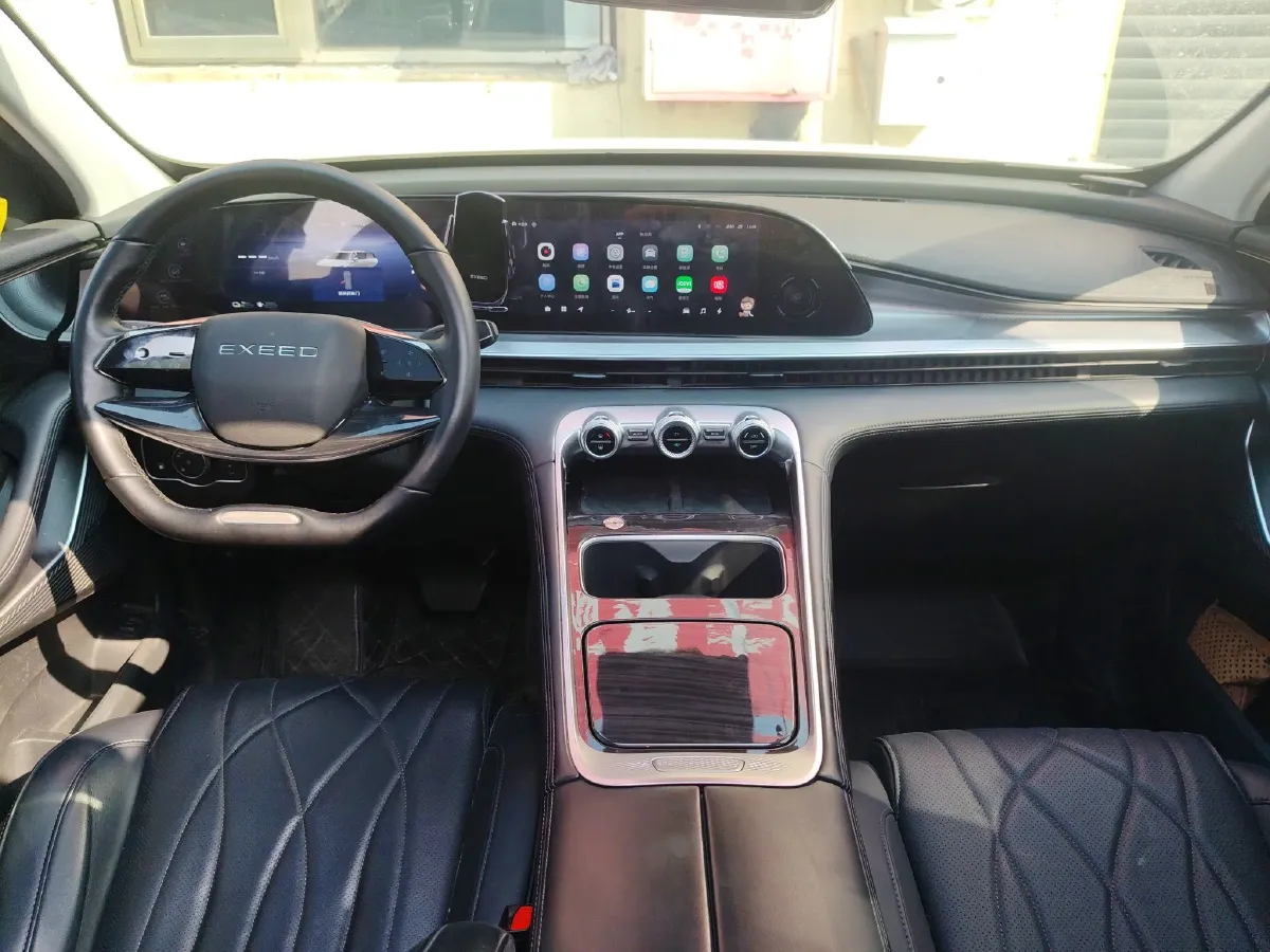 2025 Exceed RX C-DM 1.5T 156HP L4 3DHT PHEV 18.67KWH,autocango,china used car exporter,china ev exporter,chinese used car exporter,chinese used ev exporter