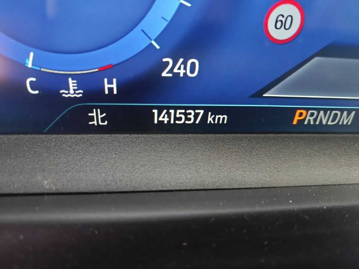 2020 Ford Explorer 2.3T 276HP L4 10AT,autocango,china used car exporter,china ev exporter,chinese used car exporter,chinese used ev exporter