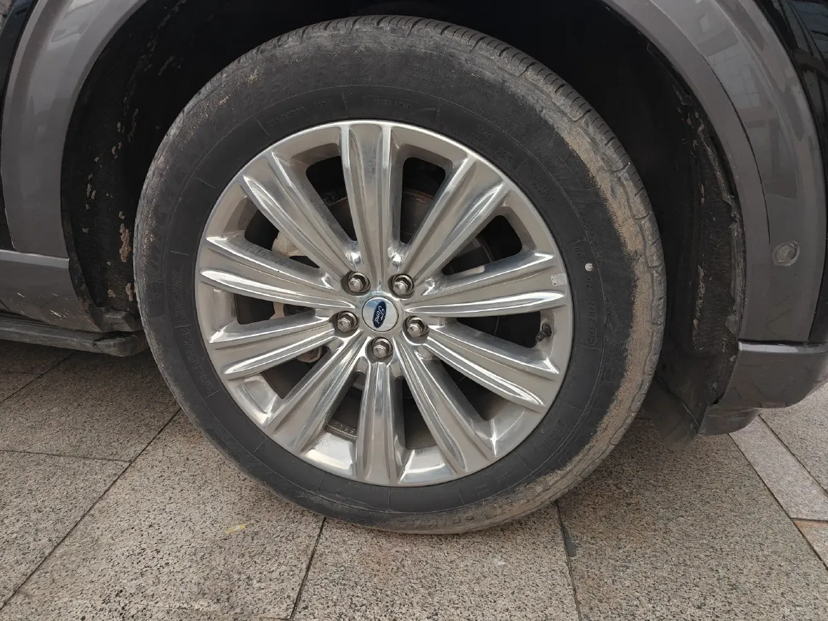 2020 Ford Explorer 2.3T 276HP L4 10AT,autocango,china used car exporter,china ev exporter,chinese used car exporter,chinese used ev exporter