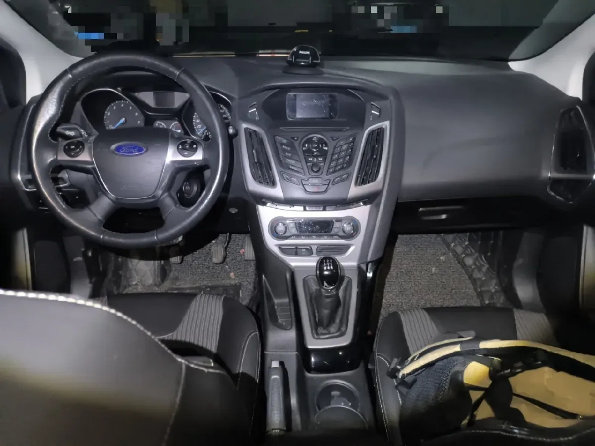 2012 Ford Focus 1.6L 125HP L4 5MT,autocango,china used car exporter,china ev exporter,chinese used car exporter,chinese used ev exporter
