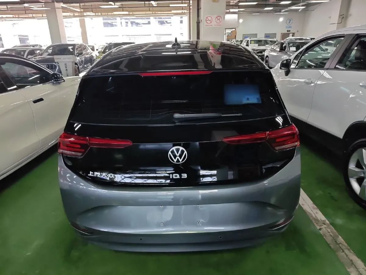 2024 Volkswagen ID.3 BEV 52.8KWH,autocango,china used car exporter,china ev exporter,chinese used car exporter,chinese used ev exporter