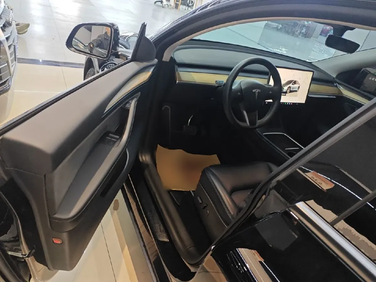 2022 Tesla Model Y BEV 60KWH,autocango,china used car exporter,china ev exporter,chinese used car exporter,chinese used ev exporter