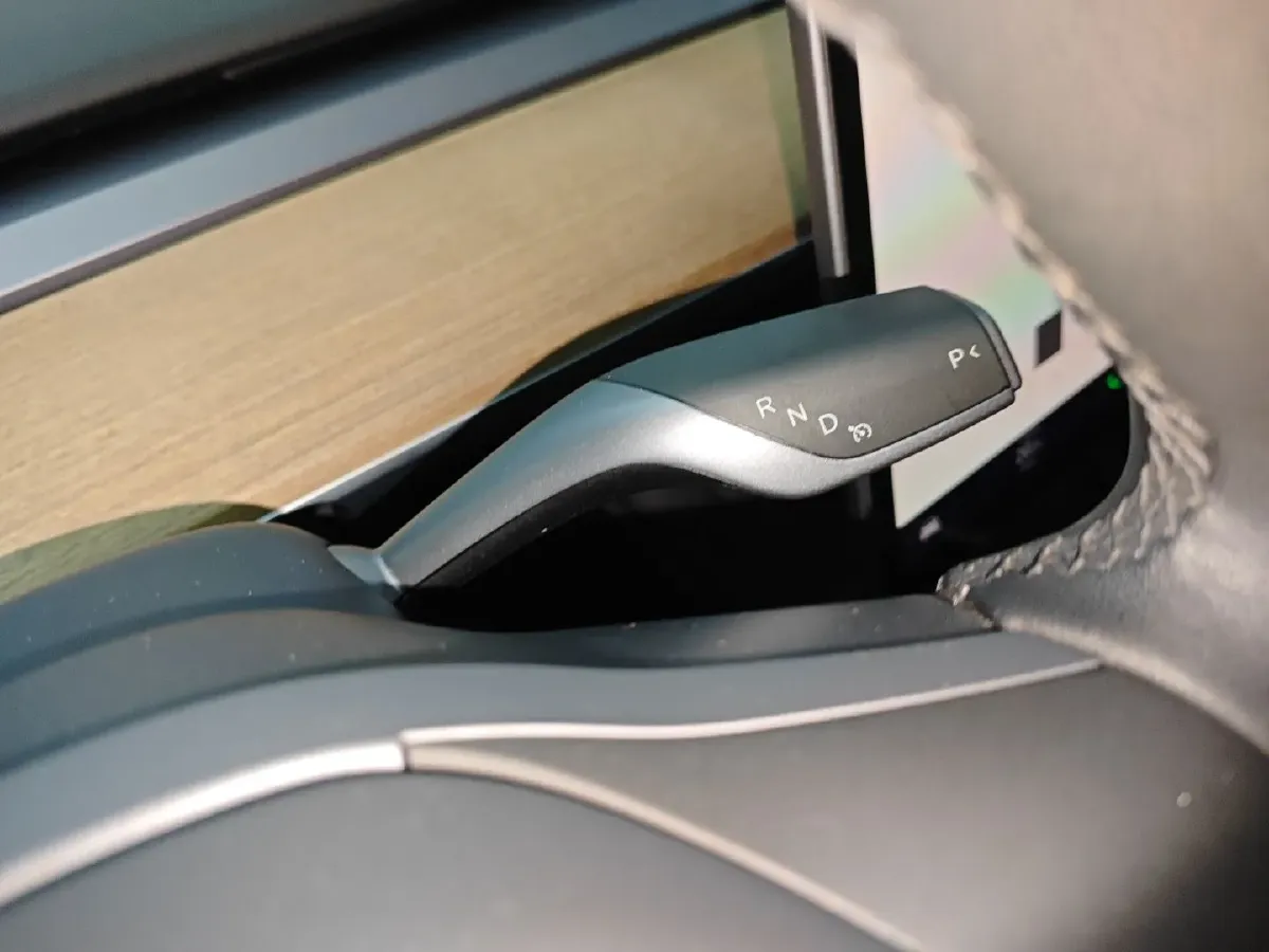 2022 Tesla Model Y BEV 60KWH,autocango,china used car exporter,china ev exporter,chinese used car exporter,chinese used ev exporter