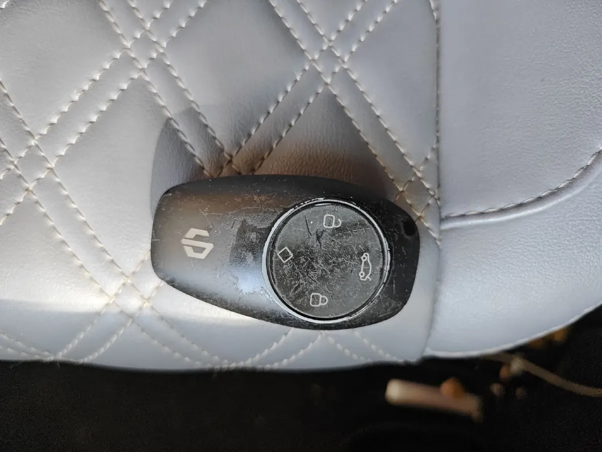 2021 Leapmotor T03 BEV 41KWH,autocango,china used car exporter,china ev exporter,chinese used car exporter,chinese used ev exporter