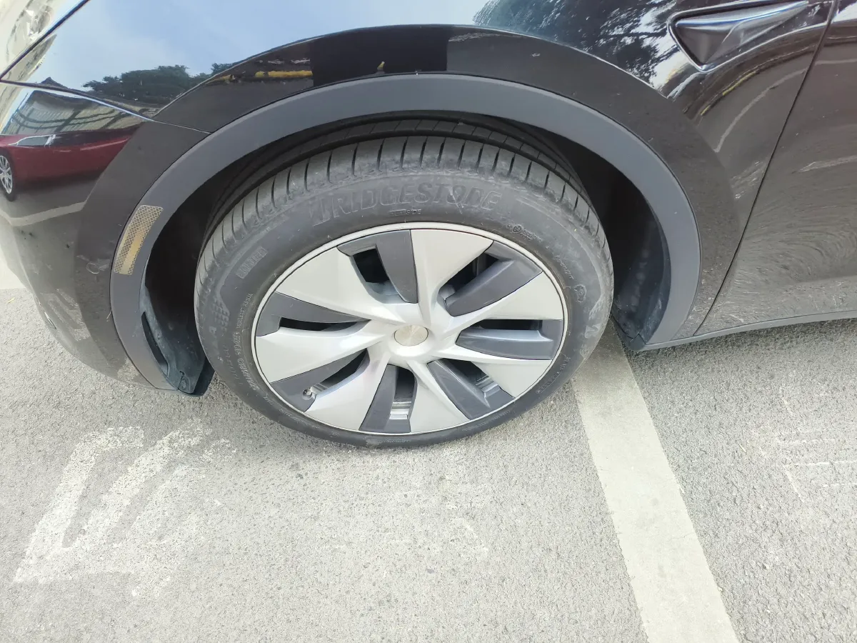 2022 Tesla Model Y BEV 60KWH,autocango,china used car exporter,china ev exporter,chinese used car exporter,chinese used ev exporter