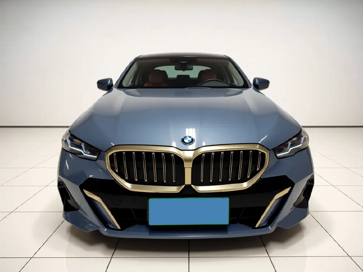 2024 BMW i5 BEV 79.05KWH,autocango,china used car exporter,china ev exporter,chinese used car exporter,chinese used ev exporter