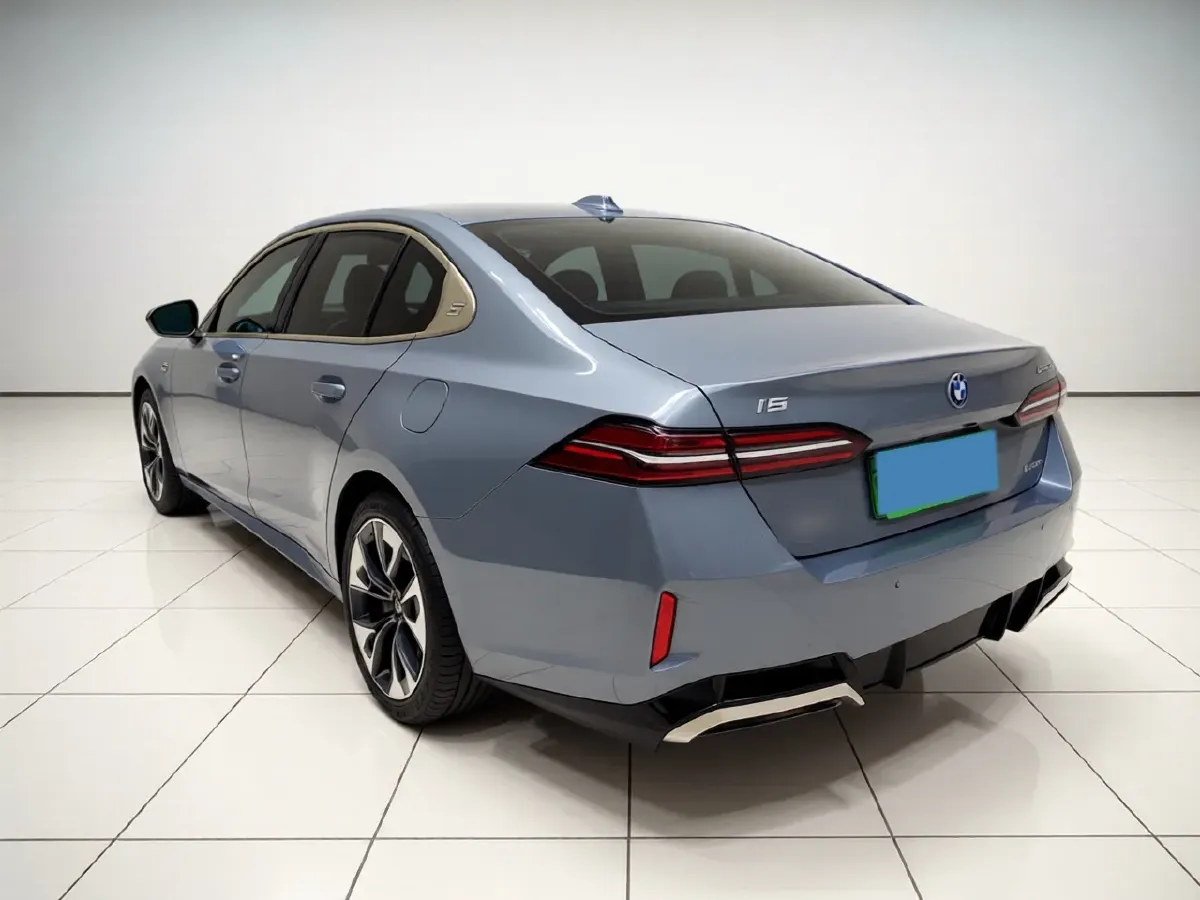 2024 BMW i5 BEV 79.05KWH,autocango,china used car exporter,china ev exporter,chinese used car exporter,chinese used ev exporter