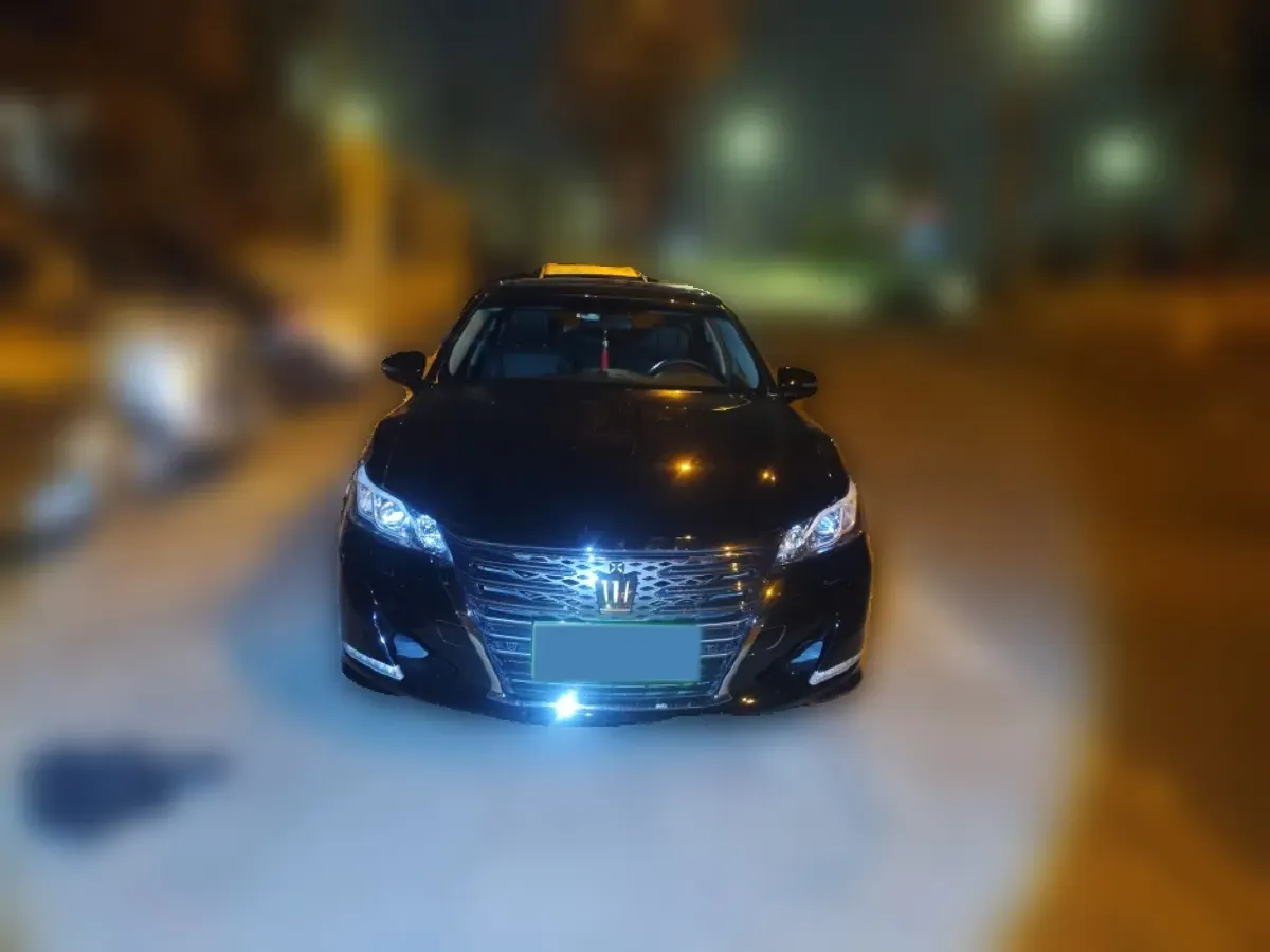 2018 Toyota Crown 2.0T 235HP L4 8AT,autocango,china used car exporter,china ev exporter,chinese used car exporter,chinese used ev exporter