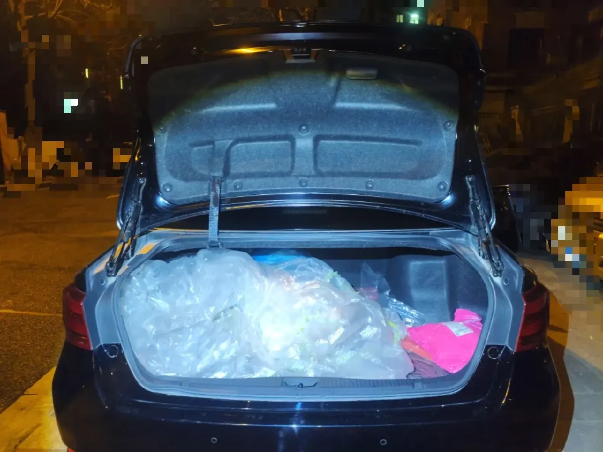 2018 Toyota Crown 2.0T 235HP L4 8AT,autocango,china used car exporter,china ev exporter,chinese used car exporter,chinese used ev exporter