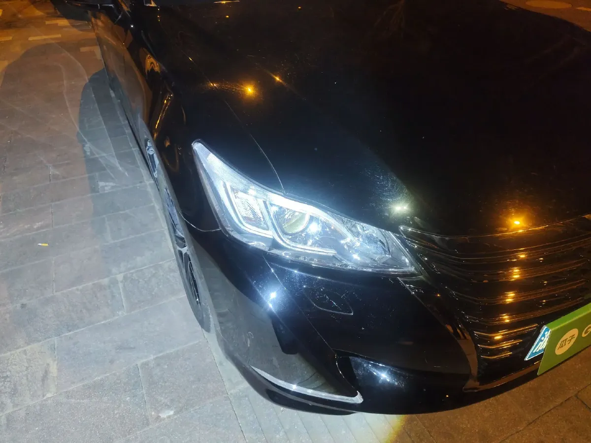 2018 Toyota Crown 2.0T 235HP L4 8AT,autocango,china used car exporter,china ev exporter,chinese used car exporter,chinese used ev exporter