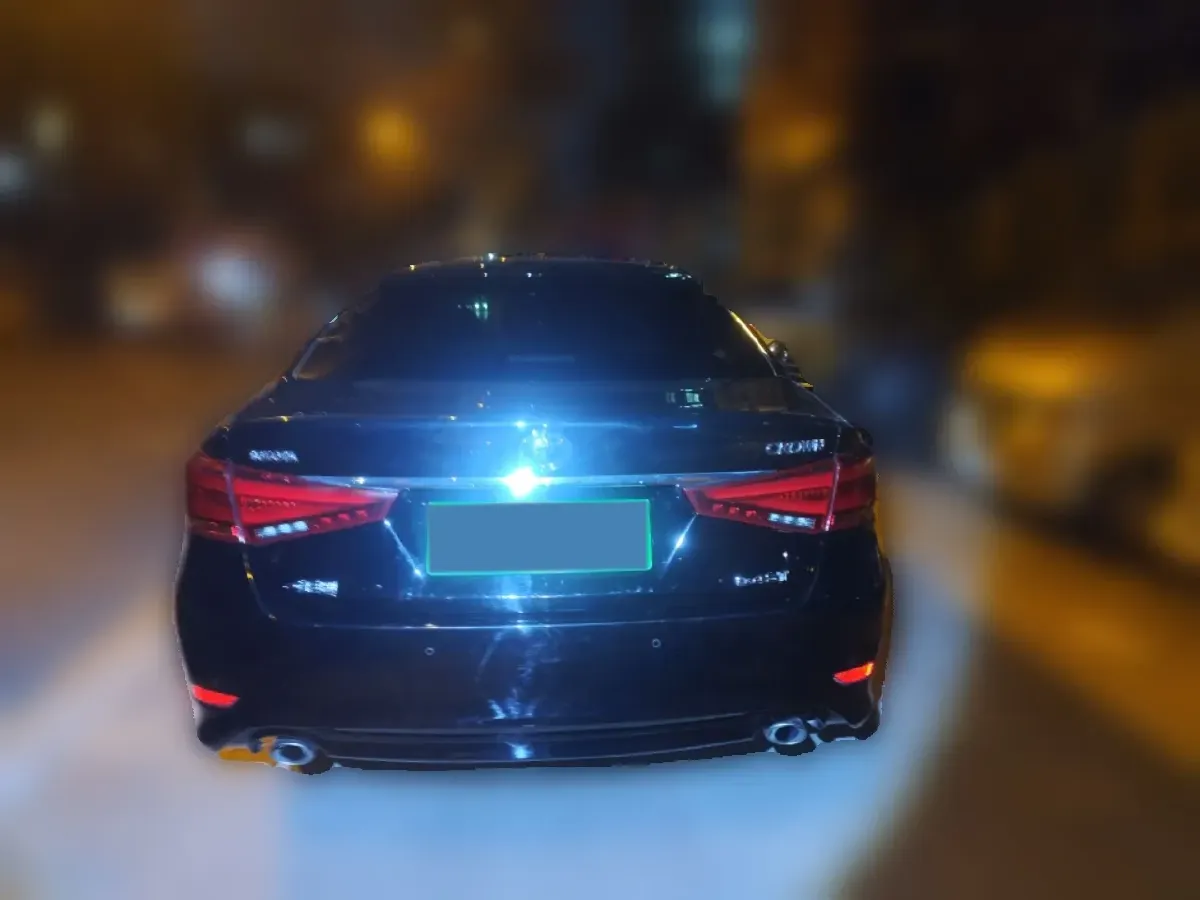 2018 Toyota Crown 2.0T 235HP L4 8AT,autocango,china used car exporter,china ev exporter,chinese used car exporter,chinese used ev exporter