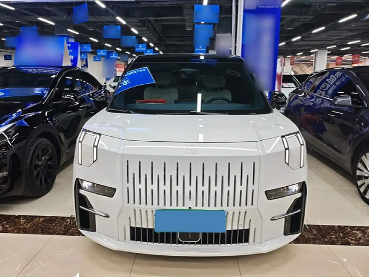 2022 Zeekr 009 BEV 116KWH,autocango,china used car exporter,china ev exporter,chinese used car exporter,chinese used ev exporter