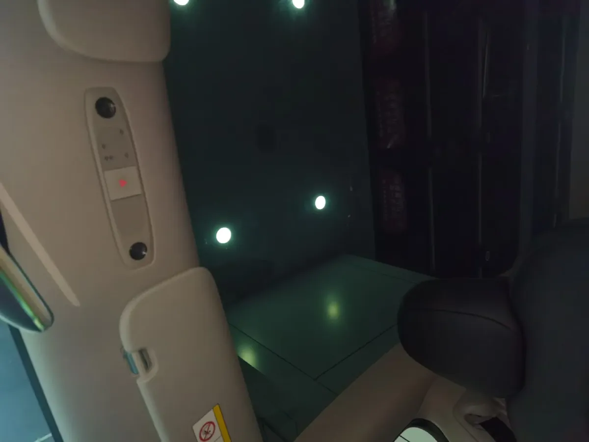 2024 Tesla Model Y BEV 60KWH,autocango,china used car exporter,china ev exporter,chinese used car exporter,chinese used ev exporter