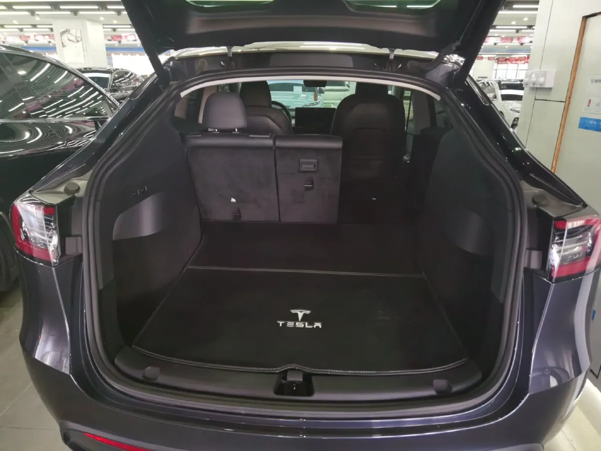 2024 Tesla Model Y BEV 60KWH,autocango,china used car exporter,china ev exporter,chinese used car exporter,chinese used ev exporter