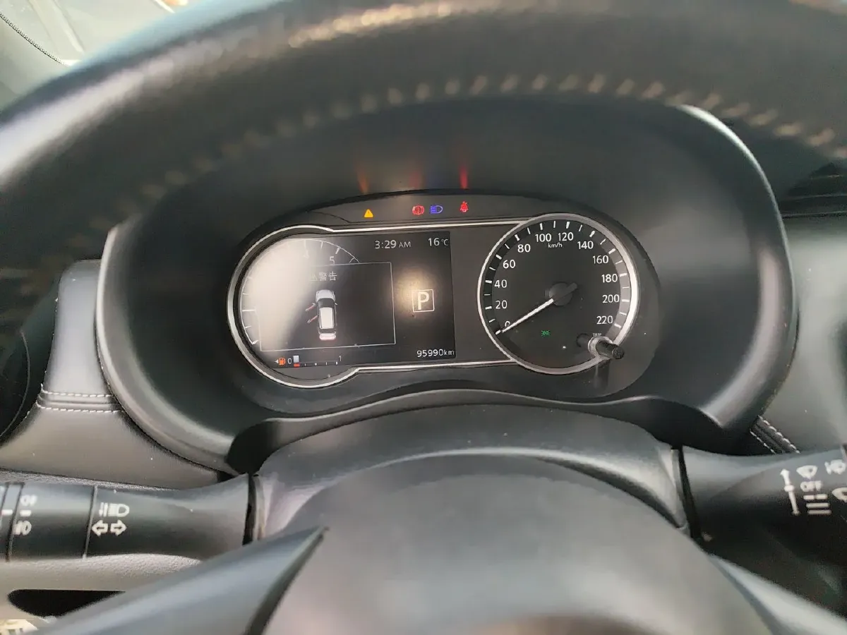 2017 Nissan Kicks 1.5L 124HP L4 CVT,autocango,china used car exporter,china ev exporter,chinese used car exporter,chinese used ev exporter