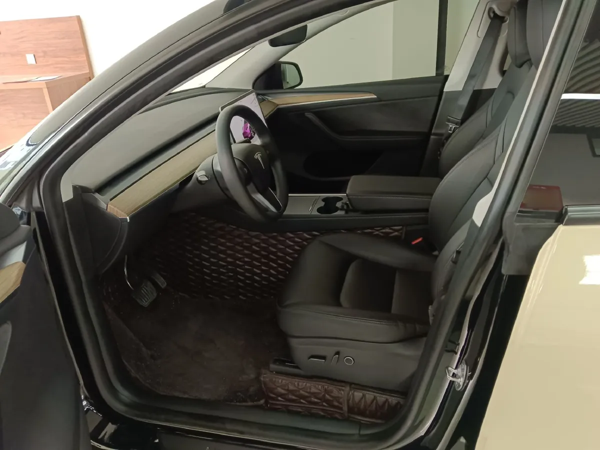 2022 Tesla Model Y BEV 60KWH,autocango,china used car exporter,china ev exporter,chinese used car exporter,chinese used ev exporter