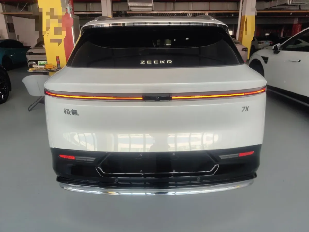2025 Zeekr 7X BEV 100KWH,autocango,china used car exporter,china ev exporter,chinese used car exporter,chinese used ev exporter