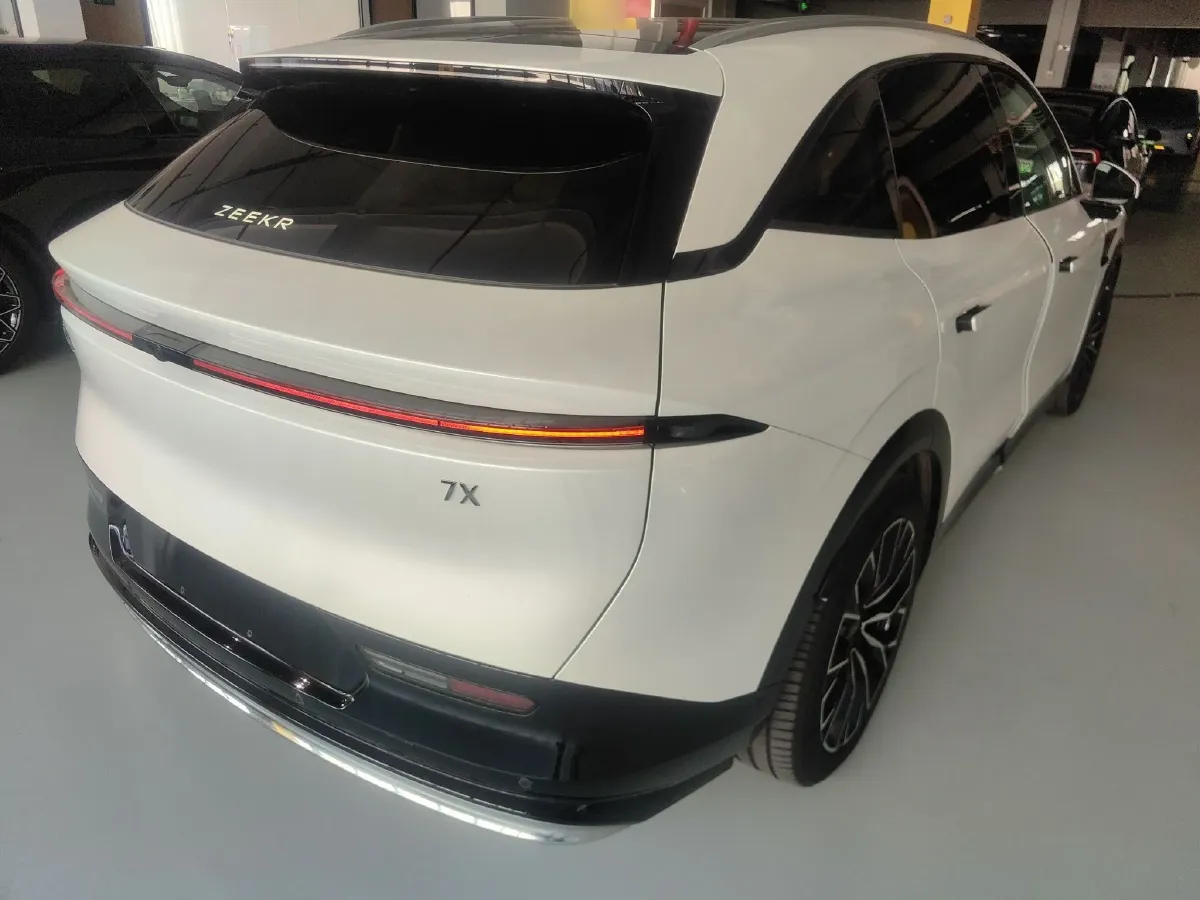 2025 Zeekr 7X BEV 100KWH,autocango,china used car exporter,china ev exporter,chinese used car exporter,chinese used ev exporter