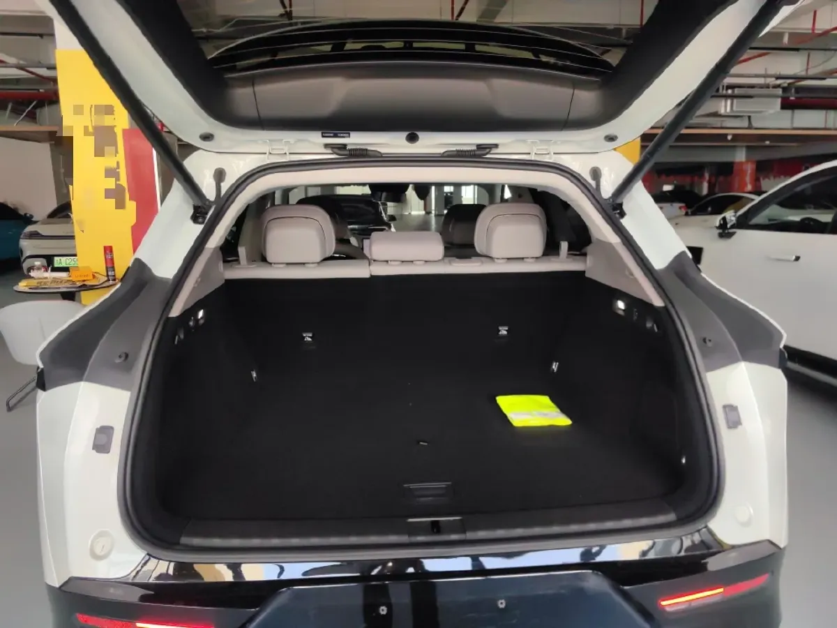 2025 Zeekr 7X BEV 100KWH,autocango,china used car exporter,china ev exporter,chinese used car exporter,chinese used ev exporter