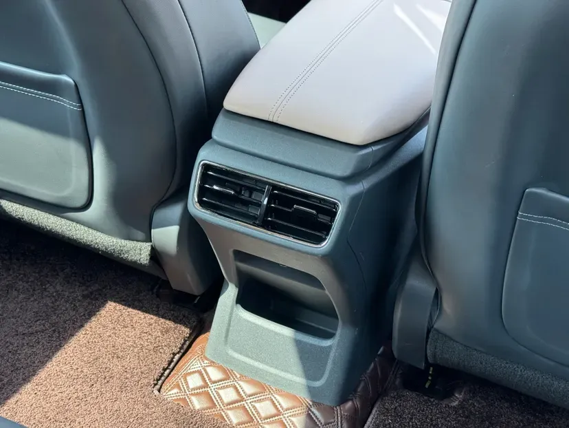 2023 Deepal SL03 1.5L 95HP L4 REEV 28.39KWH,autocango,china used car exporter,china ev exporter,chinese used car exporter,chinese used ev exporter