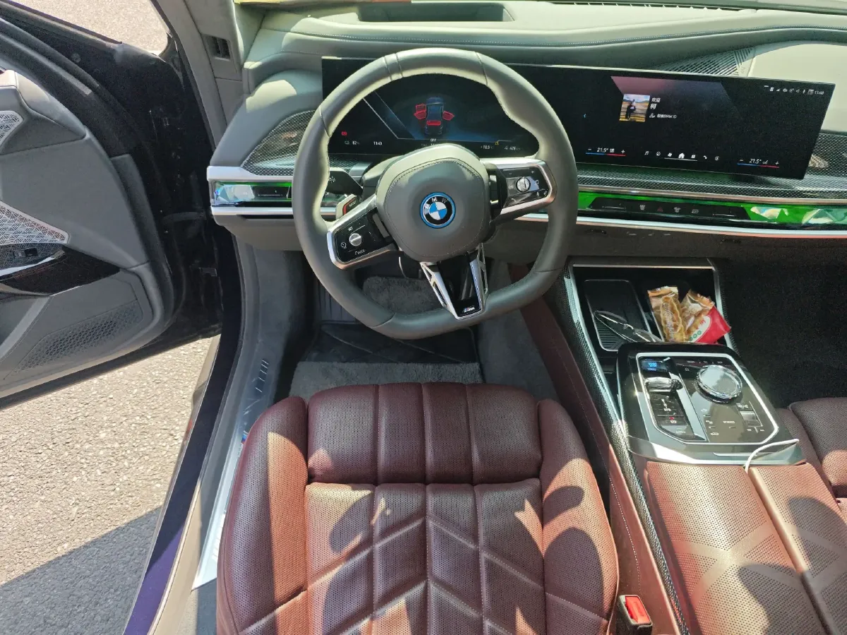 2023 BMW i7 BEV 105.7KWH,autocango,china used car exporter,china ev exporter,chinese used car exporter,chinese used ev exporter