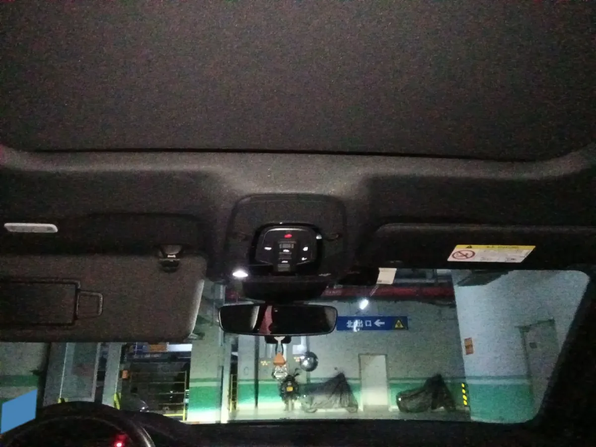 2021 Audi A6L 2.0T 224HP L4 7DCT,autocango,china used car exporter,china ev exporter,chinese used car exporter,chinese used ev exporter