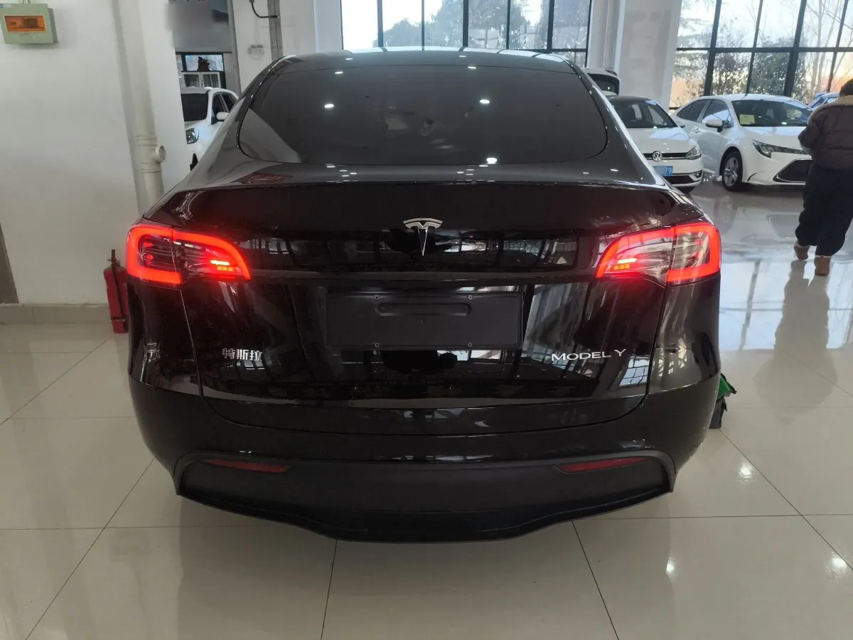 2022 Tesla Model Y BEV 60KWH,autocango,china used car exporter,china ev exporter,chinese used car exporter,chinese used ev exporter
