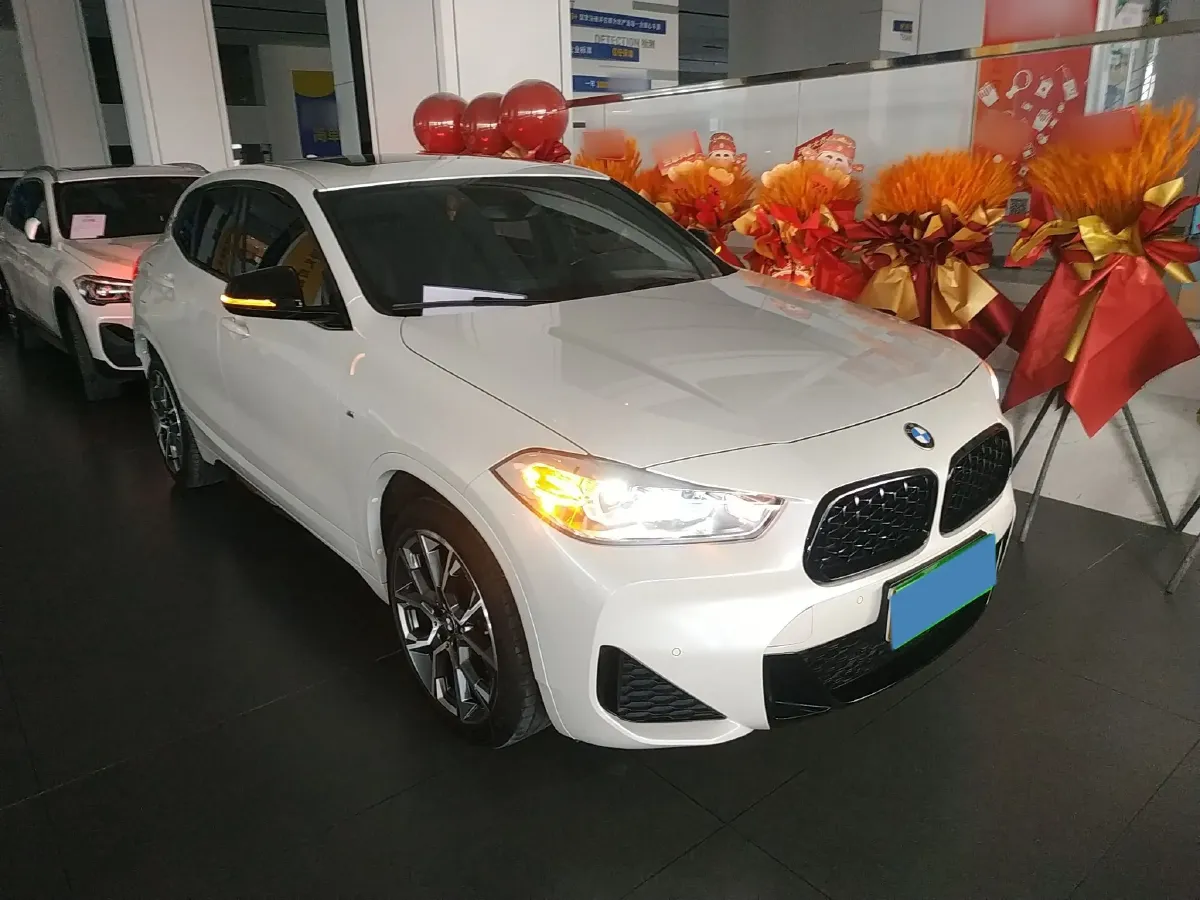 2021 BMW X2 2.0T 192HP L4 7DCT,autocango,china used car exporter,china ev exporter,chinese used car exporter,chinese used ev exporter