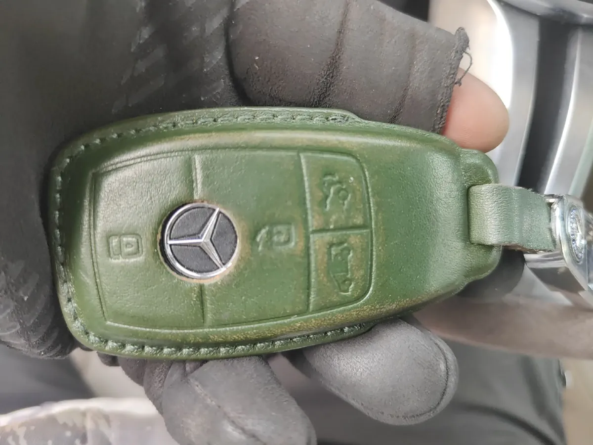 2024 Mercedes-Benz V Class 2.0T 231HP L4 9AT,autocango,china used car exporter,china ev exporter,chinese used car exporter,chinese used ev exporter