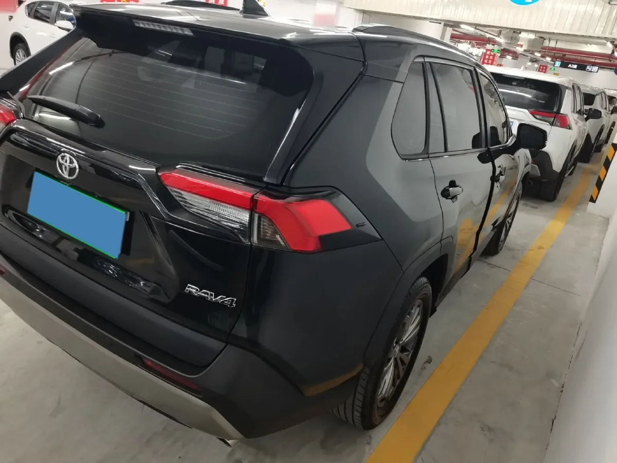 2023 Toyota RAV4 2.0L 171HP L4 CVT,autocango,china used car exporter,china ev exporter,chinese used car exporter,chinese used ev exporter