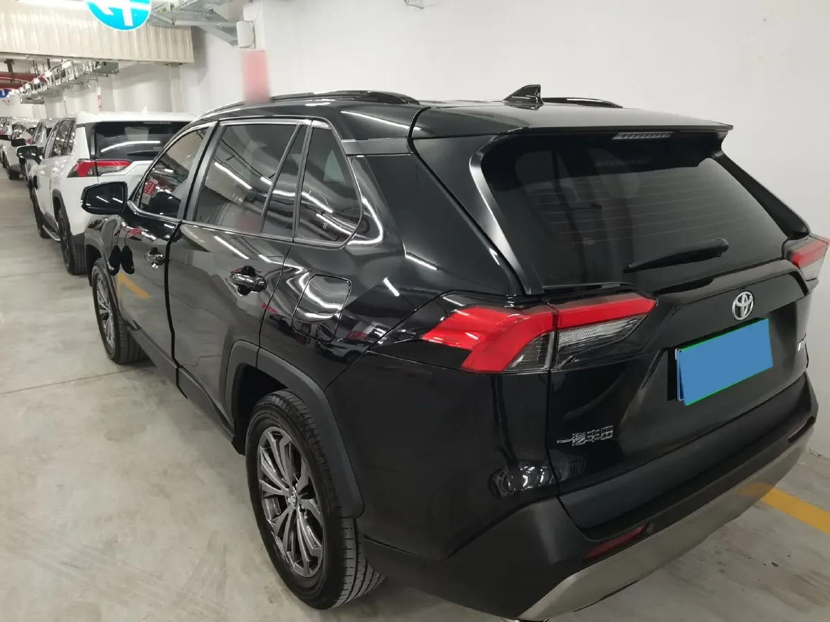 2023 Toyota RAV4 2.0L 171HP L4 CVT,autocango,china used car exporter,china ev exporter,chinese used car exporter,chinese used ev exporter
