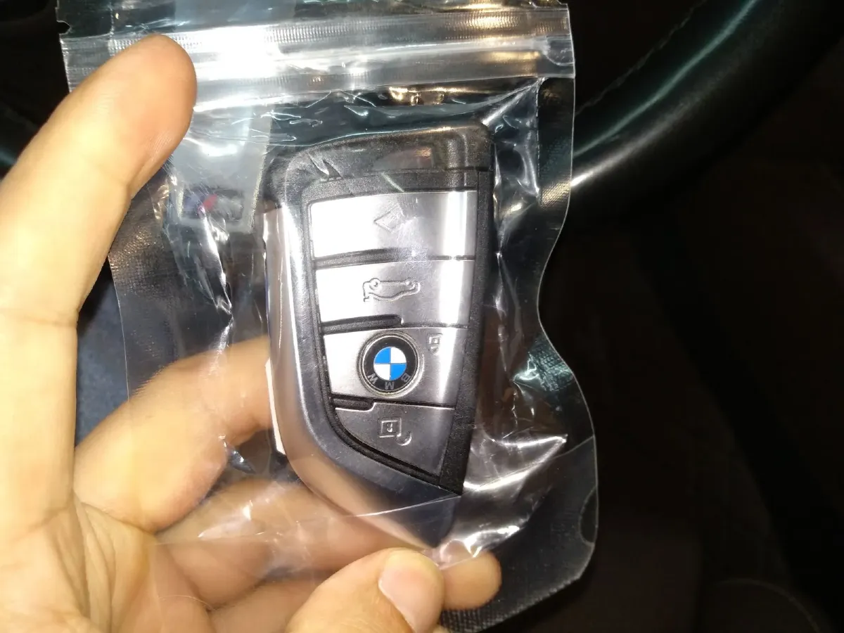 2023 BMW 5 Series 2.0T 245HP L4 8AT,autocango,china used car exporter,china ev exporter,chinese used car exporter,chinese used ev exporter