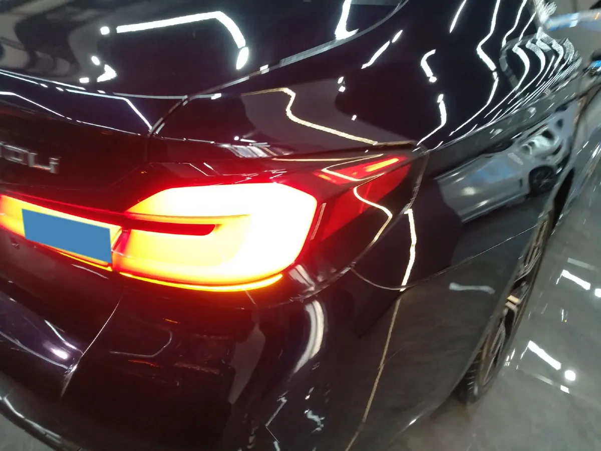 2023 BMW 5 Series 2.0T 245HP L4 8AT,autocango,china used car exporter,china ev exporter,chinese used car exporter,chinese used ev exporter