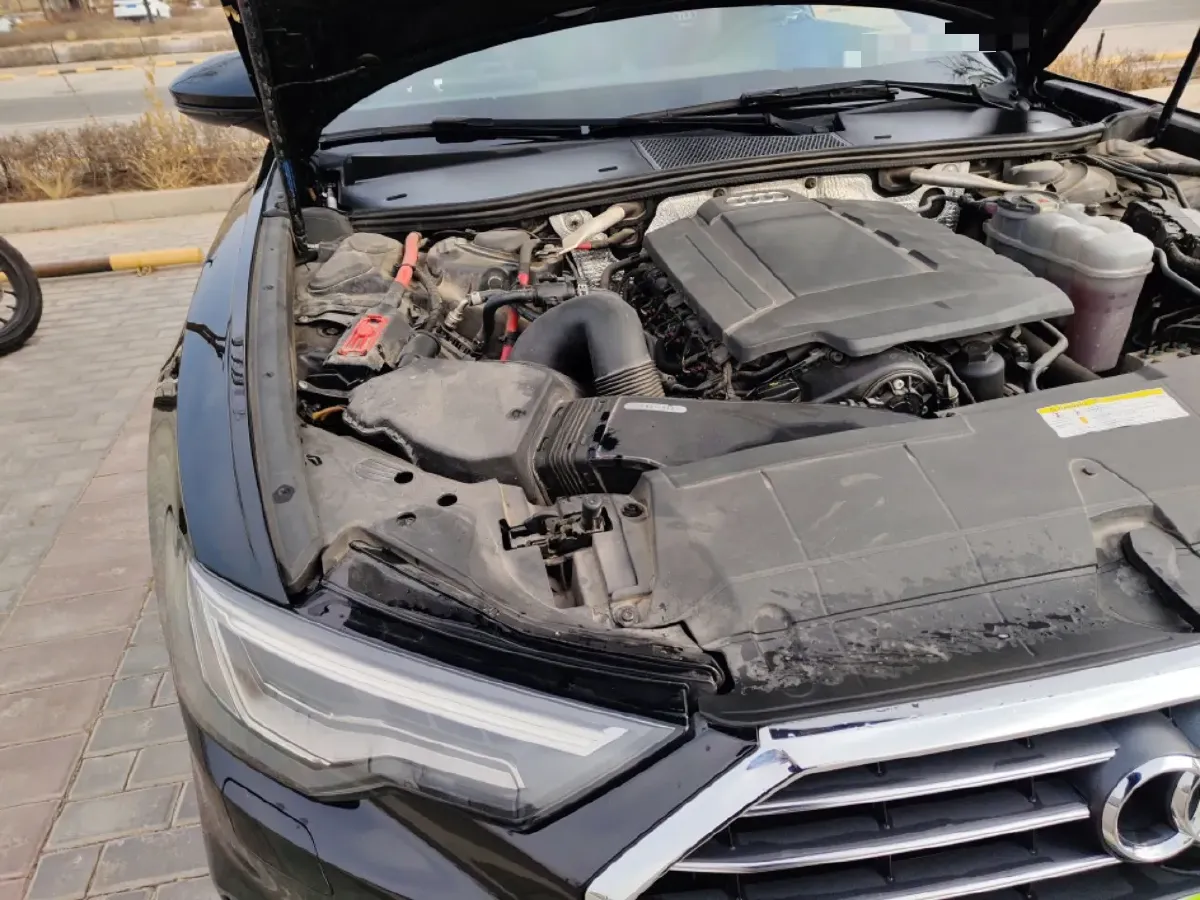 2020 Audi A6L 2.0T 190HP L4 7DCT,autocango,china used car exporter,china ev exporter,chinese used car exporter,chinese used ev exporter